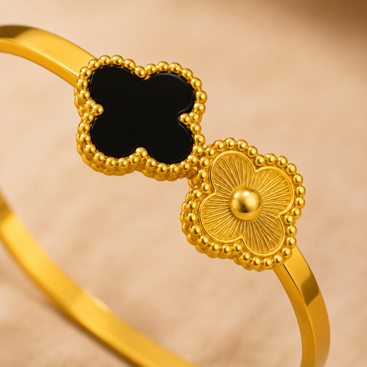 Myssac Black Clover Bracelet™