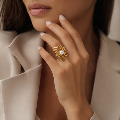 Myssac Pearl Bloom Ring™