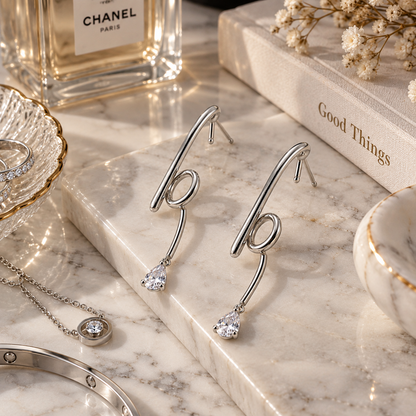 Myssac Crystal Drop Earrings™