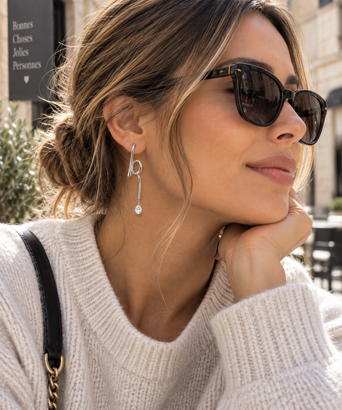 Myssac Crystal Drop Earrings™