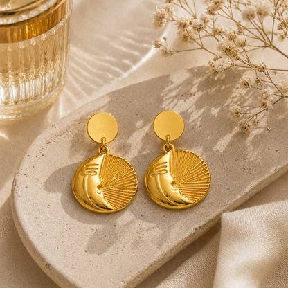 Myssac Half Moon Earrings™