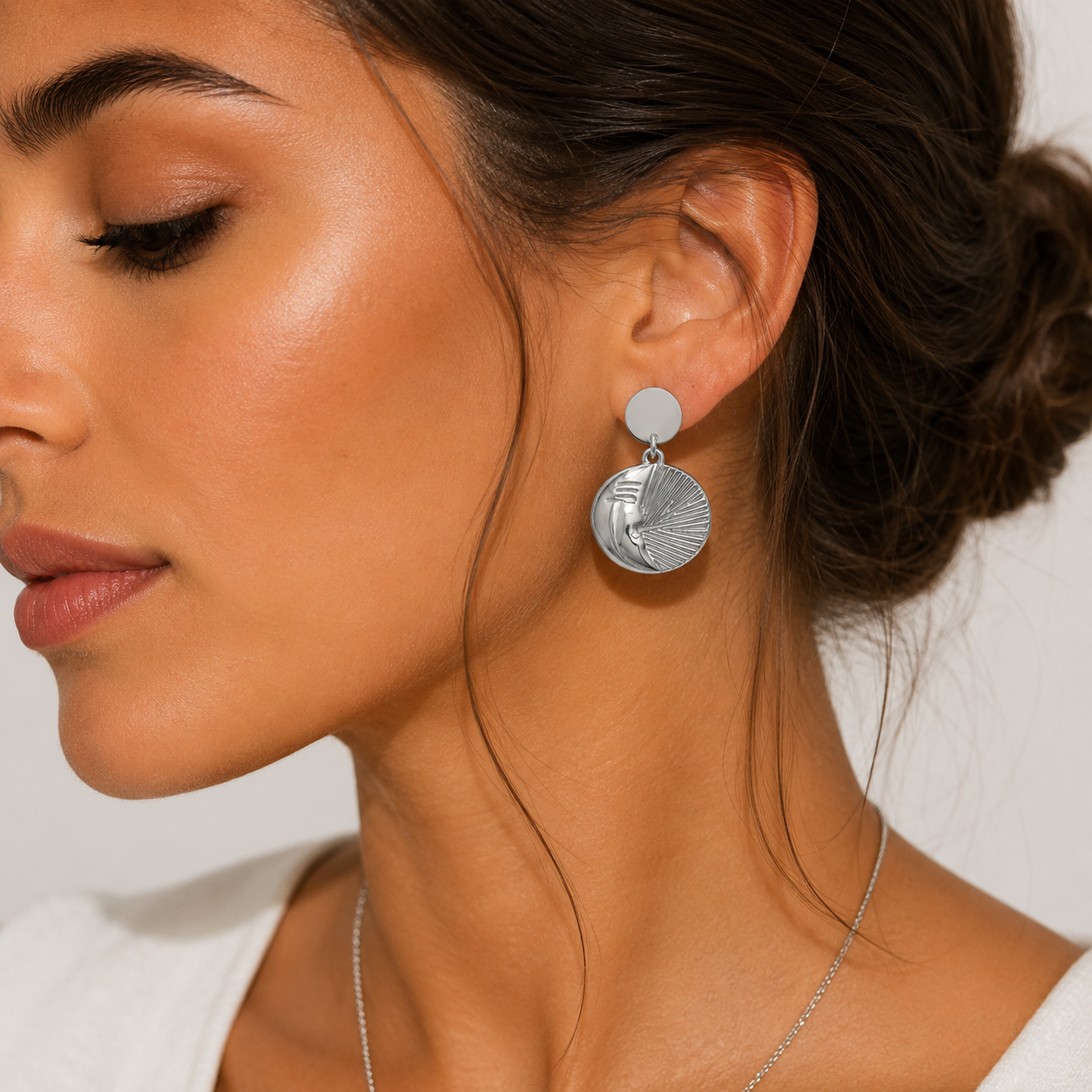 Myssac Half Moon Earrings™