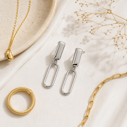 Myssac Oval Earrings™
